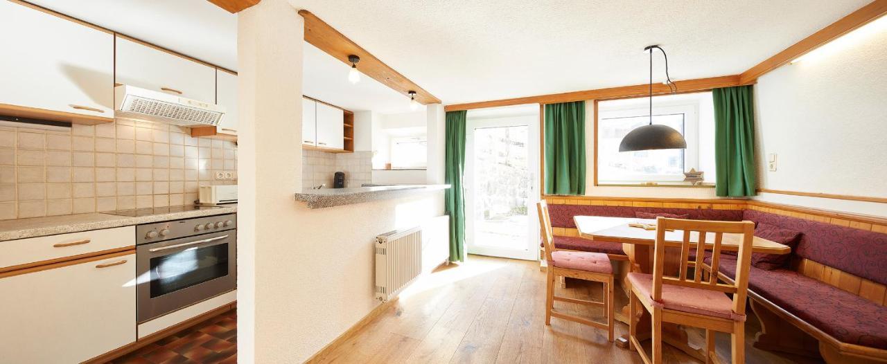 Ederbergl Apartment นีเดอเรา ภายนอก รูปภาพ